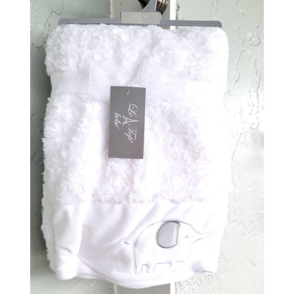 Cutie Pie Baby Le Top Bebe Baby Blanket 30"x40" White NWT